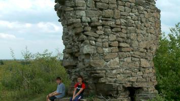 9. Sály, Lator-vár