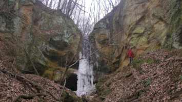 Hátráló erózió (SK)