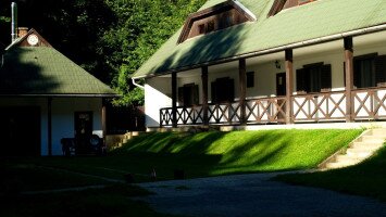 Rejteki Kutatóház - közösségi szálláshely